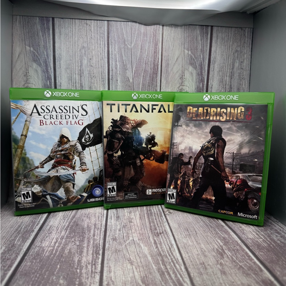 Xbox One Assassin's Creed IV Black Flag, Titanfall & Dead Rising 3 Bundle